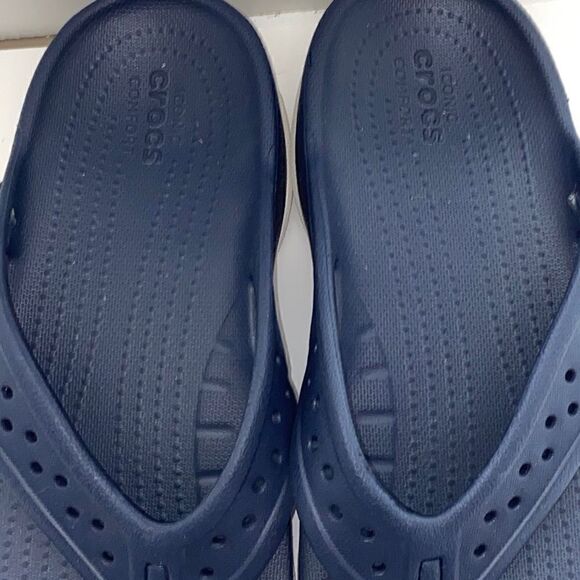 Crocs Men's Classic All Terrain Iconic Comfort Flip Flop In Blue Size 8 - Picture 3 of 10